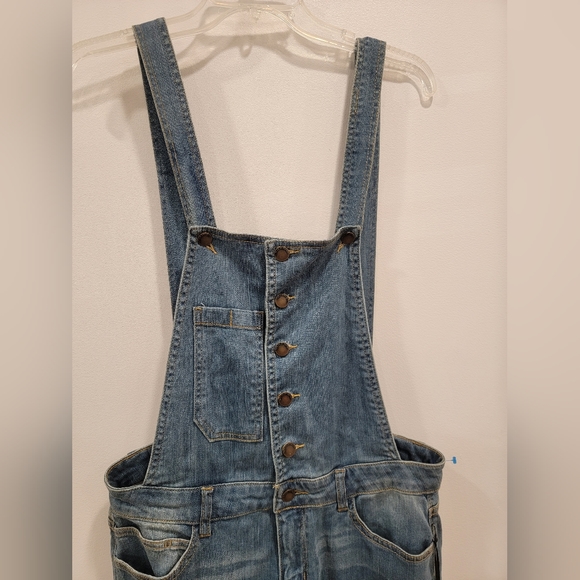 NWT Life In Progress Overalls Forever 21 Distressed Denim Size 27 - Picture 5 of 14